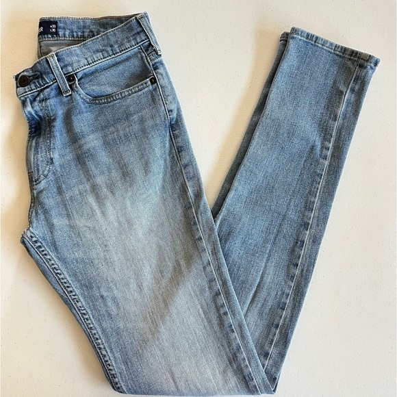 Hollister Men's Epic Flex Skinny Jeans in Blue Size W30XL36 - Picture 4 of 12